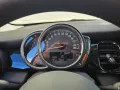 MINI Cooper 1.5i Essential Trim - Aut . -