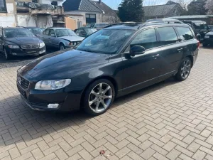 Volvo V70 Kombi D2 Black Edition NAVI,Leder