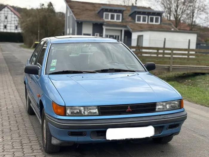 Mitsubishi Lancer *Oldtimer*Tüv bis 07/26*Schiebedach*