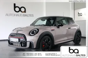 MINI JCW 17