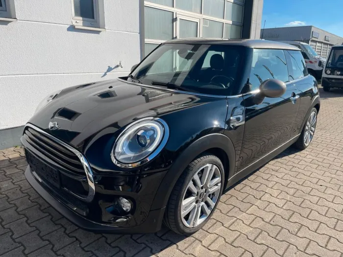 MINI Cooper Seven Autom./Chili/ESD/SHZ/NAVI/PDC/LED