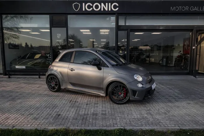 Abarth 695 Biposto