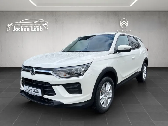 KGM Korando Nomad 2WD