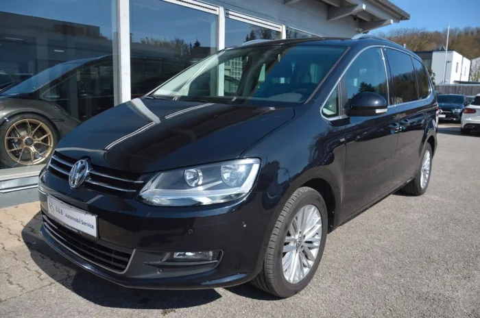 Volkswagen Sharan Blue Motion Cup*NAVI*7-SITZE*CAM*SHZ*PARK