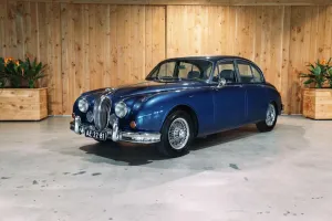Jaguar MK II 3.8 - EUR 160k Restauration -