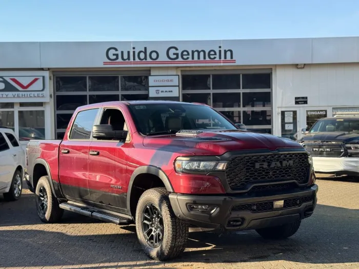 Dodge RAM 1500 3.0 I6 REBEL Crew Cab +3 Jahre Garantie