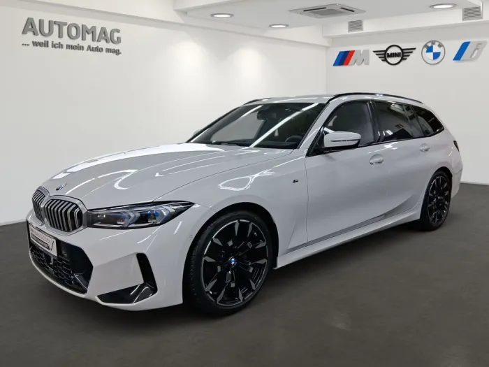 BMW 320i M-Sport*DrivAss*ParkAssPlus*AktivGeschw*Ada