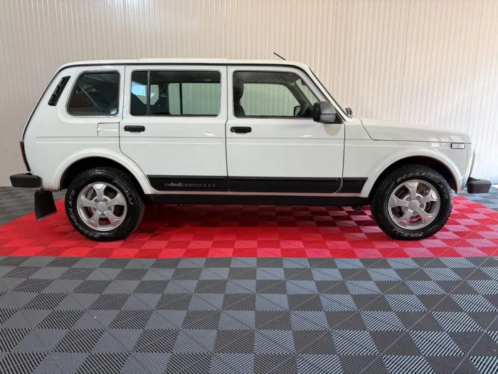 Lada Niva Taiga 5-trg. Basis 4x4 Euro 6