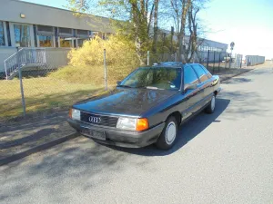 Audi 100 2.3 E  1. Hand + Vfw, H-Kennzeichen,