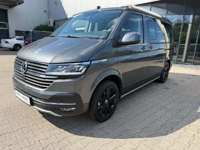Volkswagen T6.1 California Beach Tour 2 Schiebetür AHK Sthz