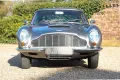 Aston Martin DB6 