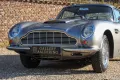 Aston Martin DB6 