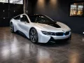 BMW i8  7.300km  Sammlerzustand  Garantie Silber