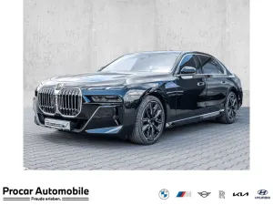 BMW 740d xDrive M Sport PANO ACC 360°KAM RFK NAVI