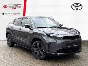 Toyota Urban Cruiser Lounge 4x2 61kWh +Glasdach +JBL-So