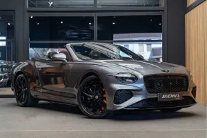 Bentley Continental GTC V8 Hybrid Black Edition 4.0 V8 H
