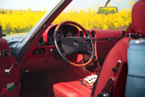 Mercedes-Benz R107 350 SL