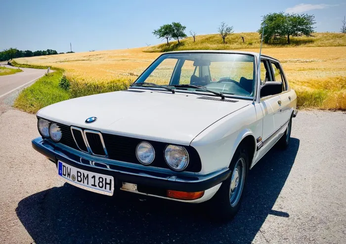 BMW 518i E28