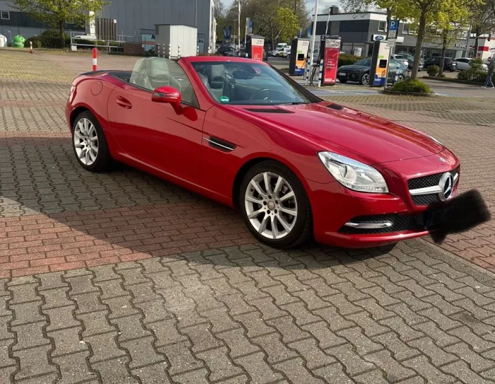 Mercedes-Benz SLK 200 BlueEFFICIENCY -
