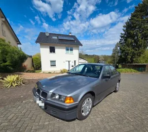 BMW 316i grau metallic TÜV neu