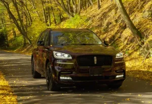 Lincoln Aviator AWD,360°,HUD,Panorama,ACC,Luft,CarPlay