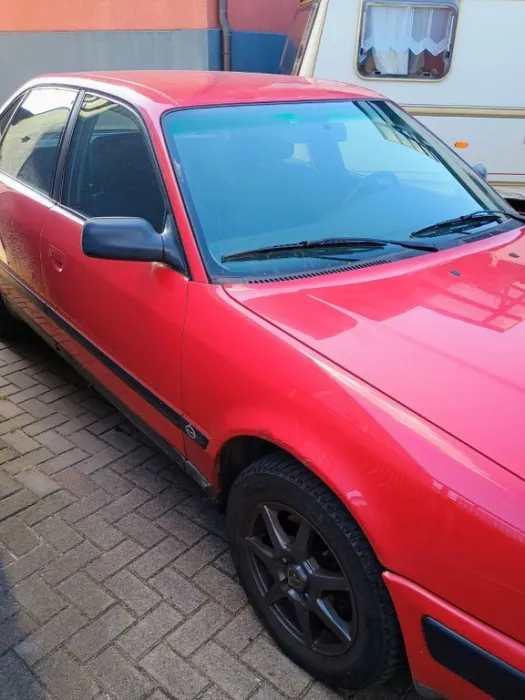 Audi 100
