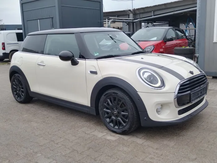 MINI Cooper D 60 Years+TÜV/NEU+KLIMAAUTO+SHZ+PDC+LED