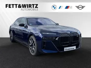 BMW M760e xDrive TV-Fond-Entert.-AHK-SkyLounge
