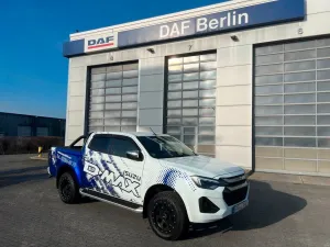 Isuzu D-Max Double Cab LSE 4WD Mountain Top Roll AHK