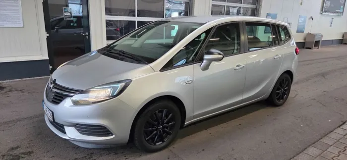 Opel Zafira Tourer