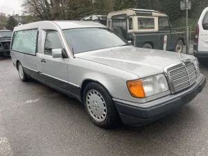 Mercedes-Benz E 250 Bestatter Automatik! Klima! 1.Hand!
