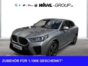BMW X2 sDrive20i M Paket AHK Adapt LED HeadUp Drivin