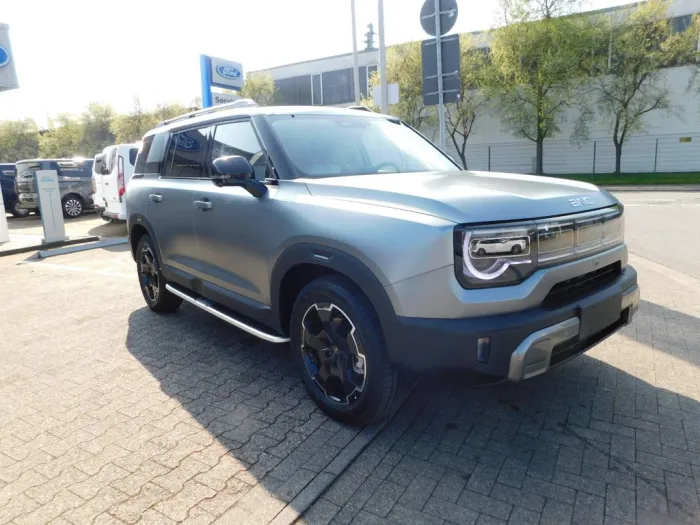 BAIC BJ30 4x4 HEV Automatik Leder Alu 360° Kamera