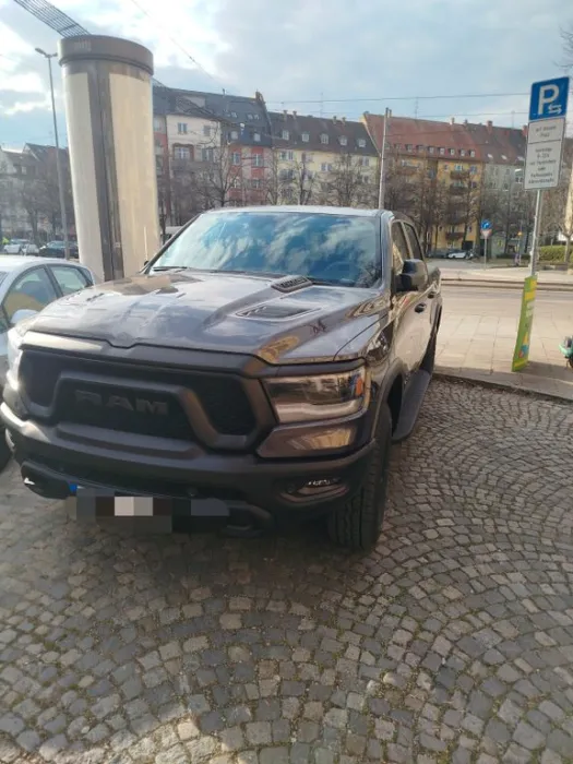 Dodge RAM Rebel Night, 1.Hand nur 24.000km LPG!