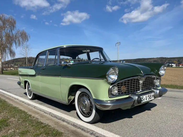 Simca Vedette Chambord V8 