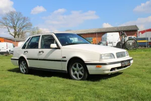 Volvo 460 -