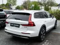 Volvo V60 Cross Country B4 AWD Plus Harman/Kardon LED
