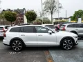 Volvo V60 Cross Country B4 AWD Plus Harman/Kardon LED