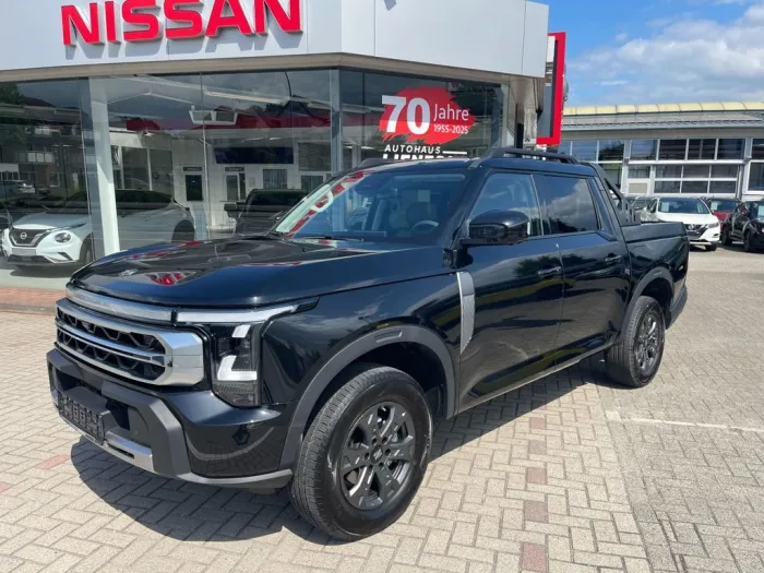 Nissan Navara Rich 9 Pick-Up 2.3 dCi Nissan  (DFM) Auto