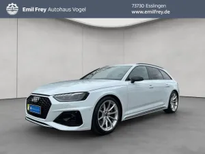 Audi RS4 Avant quattro tiptronic