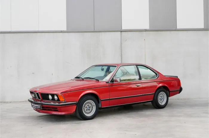 BMW 635 CSI M1073