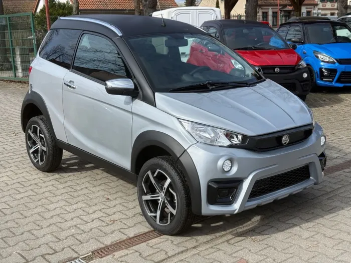 Aixam Crossover  Mopedauto L6e  45km/h