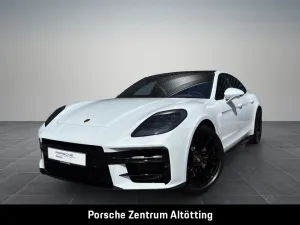 Porsche Panamera GTS - Hinterachslenkung - Standheizung