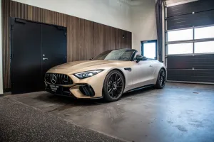 Mercedes-Benz SL 63 AMG Roadster - Golden Coast 1 of 100