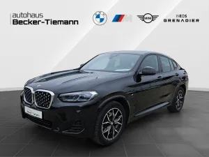 BMW X4 xDrive30d M-Sport/ AHK / Laser / HUD / PANO /