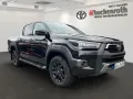 Toyota Hilux Double Cab Invincible 4x4 + WKR