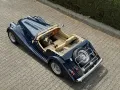Morgan Plus 4 Roadster elegante Farbkombination