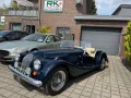 Morgan Plus 4 Roadster elegante Farbkombination