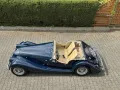 Morgan Plus 4 Roadster elegante Farbkombination