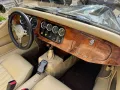 Morgan Plus 4 Roadster elegante Farbkombination